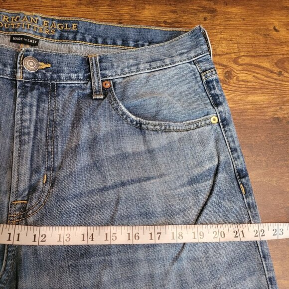 American Eagle Jeans 36x32 Made To Last Original Straight Medium Light Wash - Picture 8 of 11